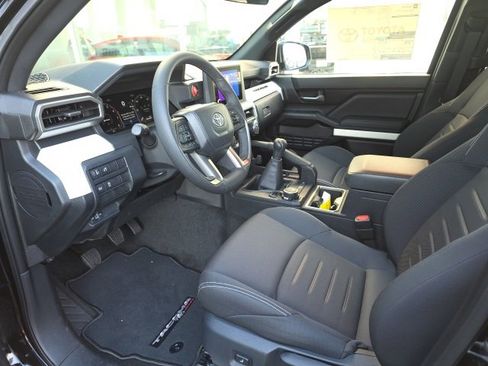 New 2024 Toyota Tacoma TRD Off-Road image 7