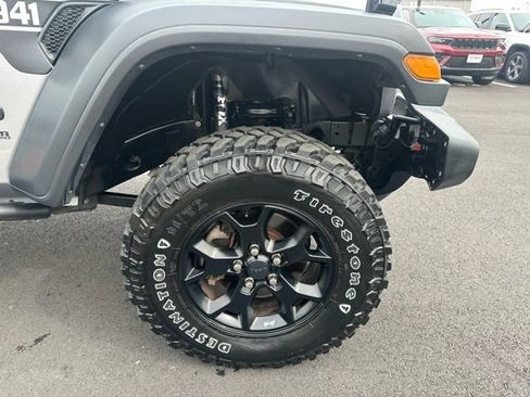 Used 2020 Jeep Wrangler Unlimited Sport image 15