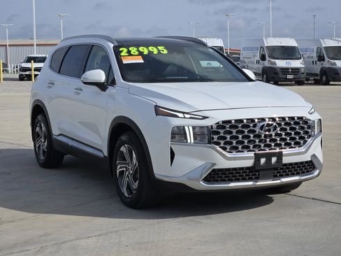 Used 2023 Hyundai Santa Fe SEL w/ Premium Package image 4