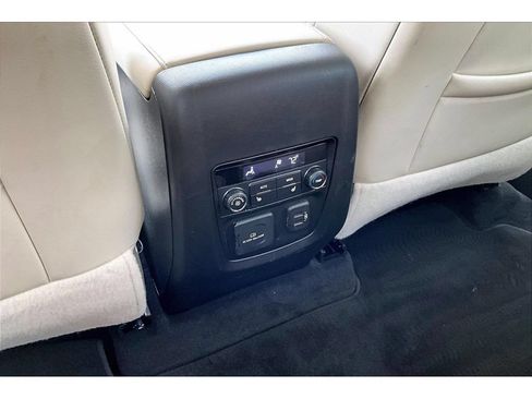 Used 2023 Buick Enclave Premium w/ LPO, Touring Package AWD/4WD image 10