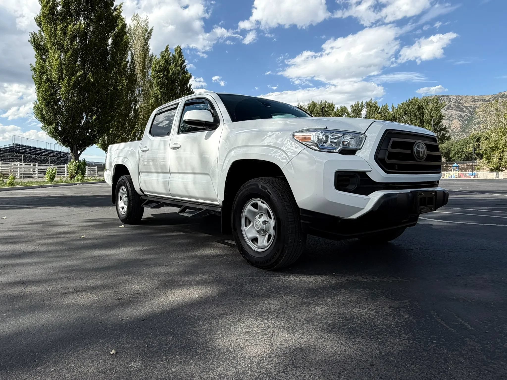 Used 2021 Toyota Tacoma SR AWD/4WD image 2