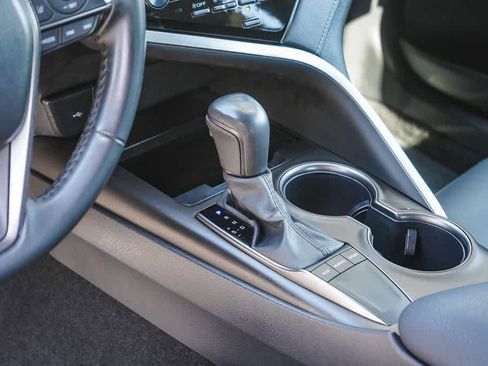 Used 2024 Toyota Camry SE w/ Convenience Package FWD image 19