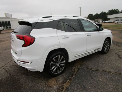 Used 2020 GMC Terrain Denali w/ Denali Premium Package image 7