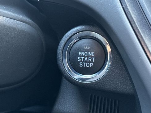 Certified 2025 Subaru Crosstrek 2.5i Limited w/ Crosstrek Mirror Package image 25