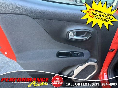 Used 2015 Jeep Renegade Latitude w/ Cold Weather Group II image 26