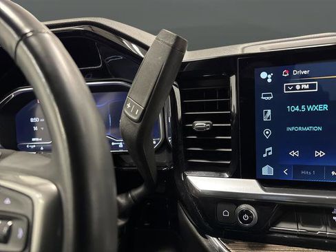 Used 2024 Chevrolet Silverado 2500 LT w/ Convenience Package image 20