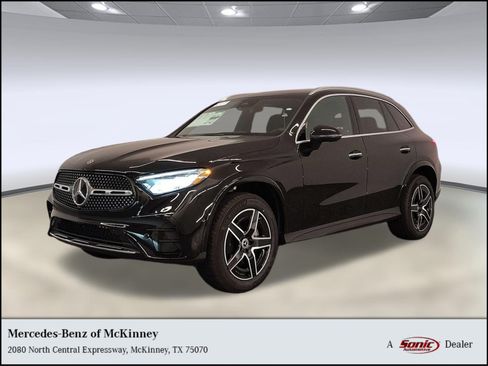 Used 2026 Mercedes-Benz GLC 300 image 1