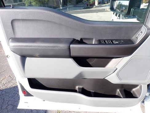 New 2026 Ford F350 XLT w/ FX4 Off-Road Package image 16