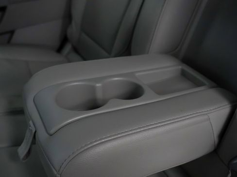 Used 2012 Honda Pilot Touring image 19