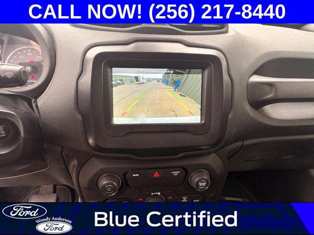 Used 2018 Jeep Renegade Latitude FWD image 12