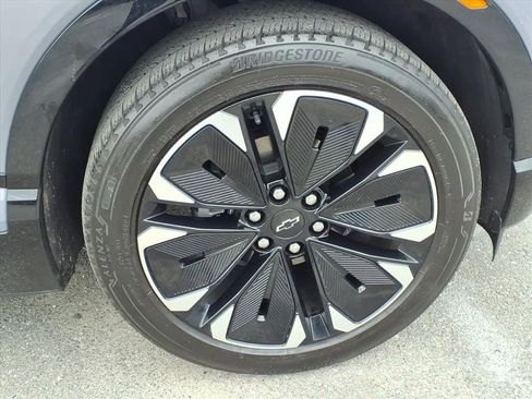 Used 2024 Chevrolet Blazer EV RS image 9