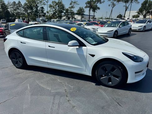 Used 2022 Tesla Model 3 Long Range AWD/4WD image 6