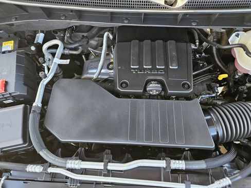 Certified 2024 Chevrolet Silverado 1500 Custom RWD image 28