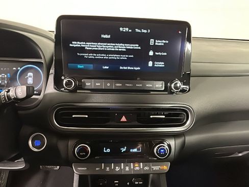Used 2023 Hyundai Kona Limited AWD/4WD image 28
