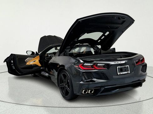 Used 2026 Chevrolet Corvette Stingray Preferred Cpe w/ 2LT RWD image 10