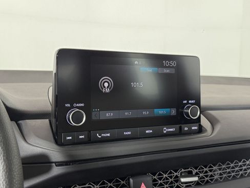 Used 2024 Honda Accord EX image 19