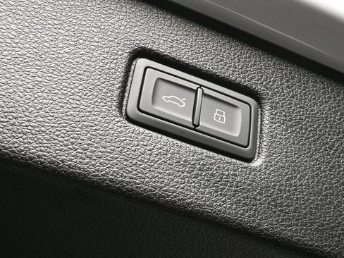 New 2025 Audi Q7 3.0T Premium Plus image 30