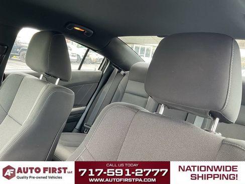 Used 2019 Dodge Charger SXT w/ Blacktop Package AWD/4WD image 8