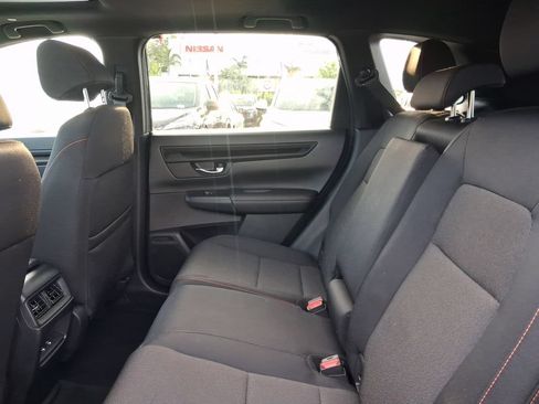 Used 2025 Honda CR-V Sport image 13