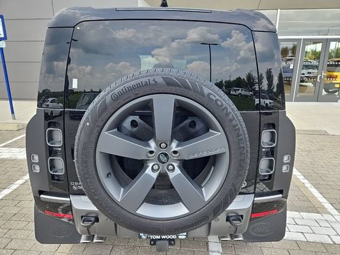 Certified 2023 Land Rover Defender 110 Carpathian Edition AWD/4WD image 6