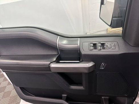 Used 2020 Ford F150 XLT w/ Equipment Group 302A Luxury AWD/4WD image 29