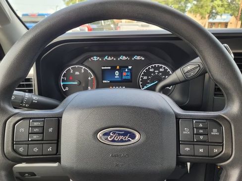 Used 2025 Ford F250 XLT AWD/4WD image 22