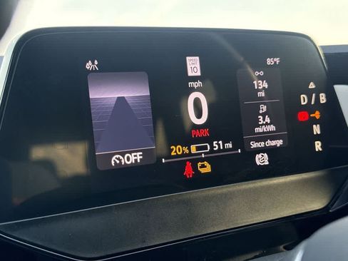Certified 2021 Volkswagen ID.4 Pro RWD image 16