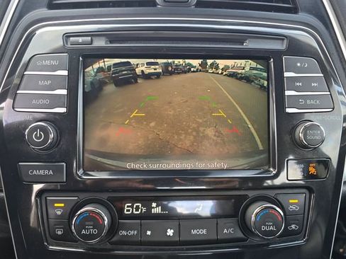 Used 2022 Nissan Maxima SV w/ Floor Mat Group image 10