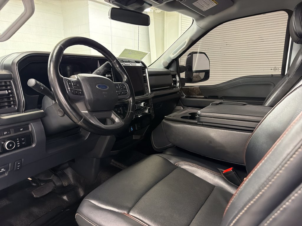 Used 2024 Ford F250 Lariat AWD/4WD image 6