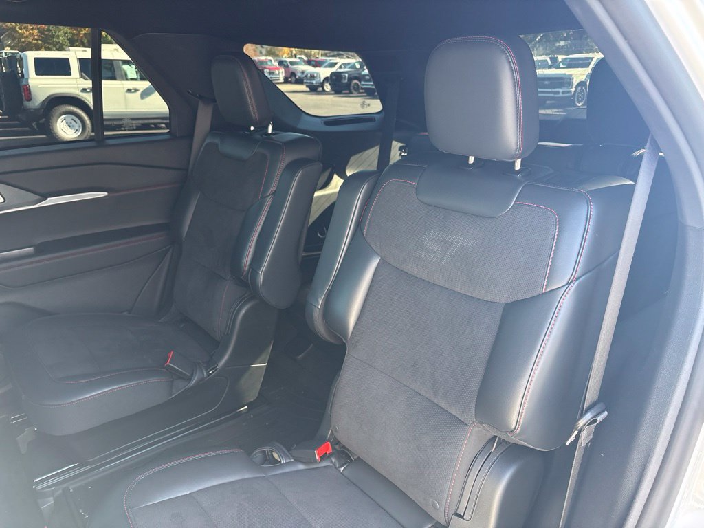 Used 2026 Ford Explorer ST w/ Sun And Sound Package AWD/4WD image 8