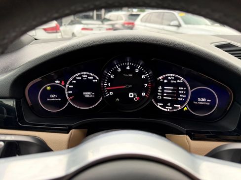 Used 2019 Porsche Cayenne AWD/4WD image 31