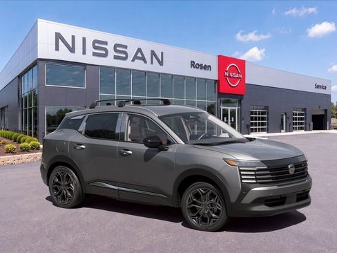 New 2026 Nissan Kicks SR w/ Cold Weather Package AWD/4WD image 6