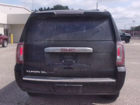 Used 2016 GMC Yukon XL Denali w/ Open Road Package AWD/4WD image 7