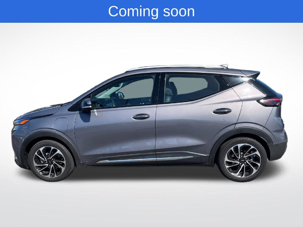 Used 2022 Chevrolet Bolt EUV Premier w/ Sun & Sound Package FWD 360° Tour