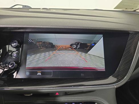 Used 2023 Buick Envision Essence image 12
