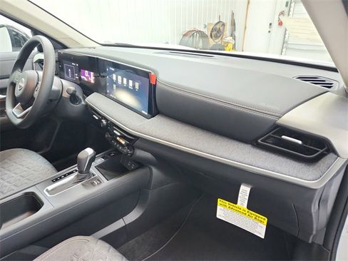 New 2026 Nissan Kicks SV w/ SV Premium Package image 34