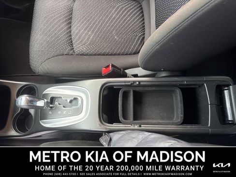 Used 2019 Dodge Journey SE w/ Blacktop Package image 20