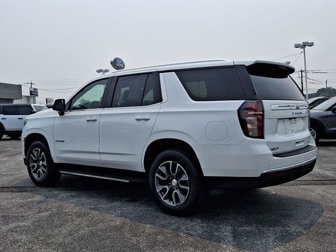 Used 2024 Chevrolet Tahoe LT w/ LT Signature Package AWD/4WD image 4