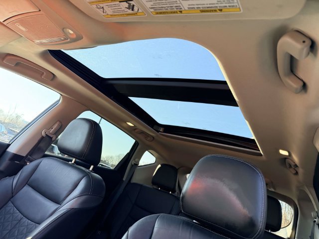 Used 2023 Nissan Murano Platinum AWD/4WD image 19