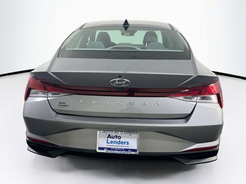 Used 2023 Hyundai Elantra SEL w/ Cargo Package image 6