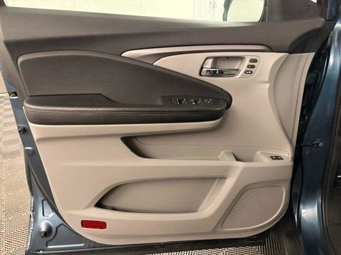 Used 2021 Honda Pilot Special Edition image 6