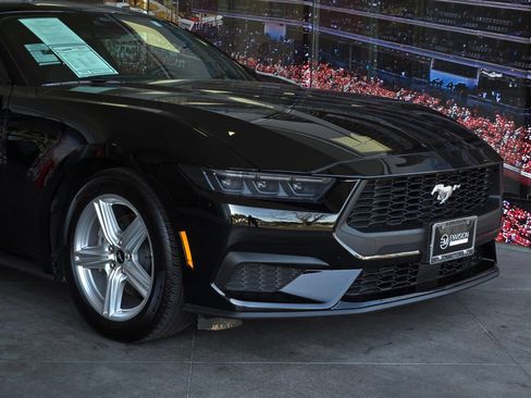 Used 2026 Ford Mustang Coupe RWD image 2