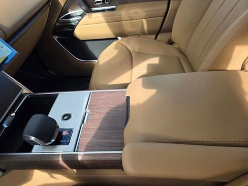 New 2026 Land Rover Range Rover SE AWD/4WD image 15
