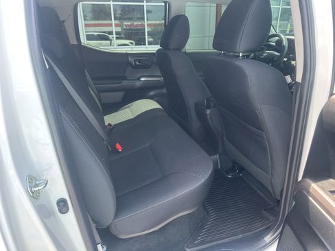 Used 2023 Toyota Tacoma 4x4 Double Cab w/ Trail Edition image 15