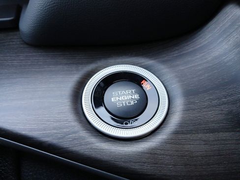 New 2025 Jeep Grand Cherokee Limited image 39