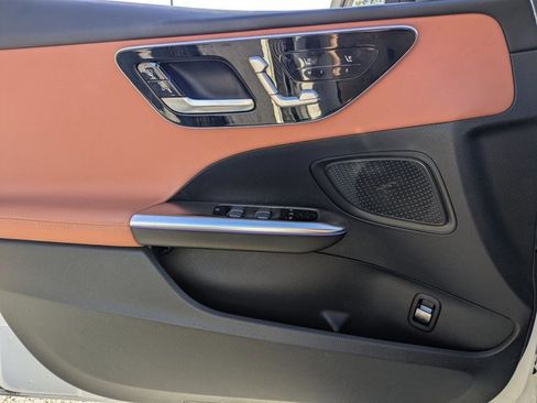 Certified 2022 Mercedes-Benz C 300 Sedan image 8