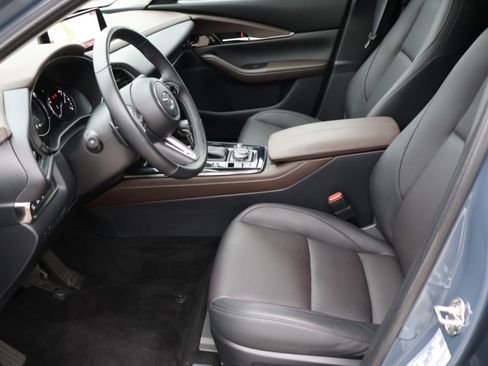 Certified 2025 MAZDA CX-30 2.5 Turbo w/ Premium Plus Pkg image 40