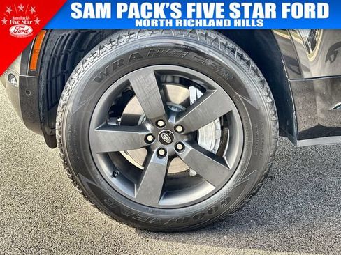 Used 2022 Land Rover Defender 110 X-Dynamic SE AWD/4WD image 19