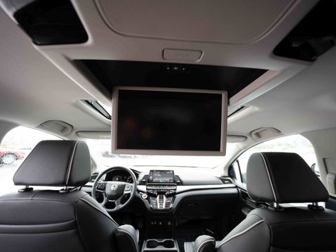 Certified 2025 Honda Odyssey Touring image 23