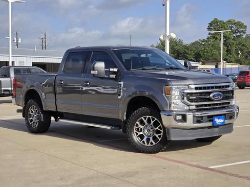 Used 2022 Ford F250 Lariat w/ Lariat Ultimate Package AWD/4WD image 2